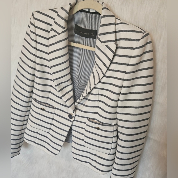 Zara Classic Striped Nautical Cropped Blazer - Picture 2 of 7
